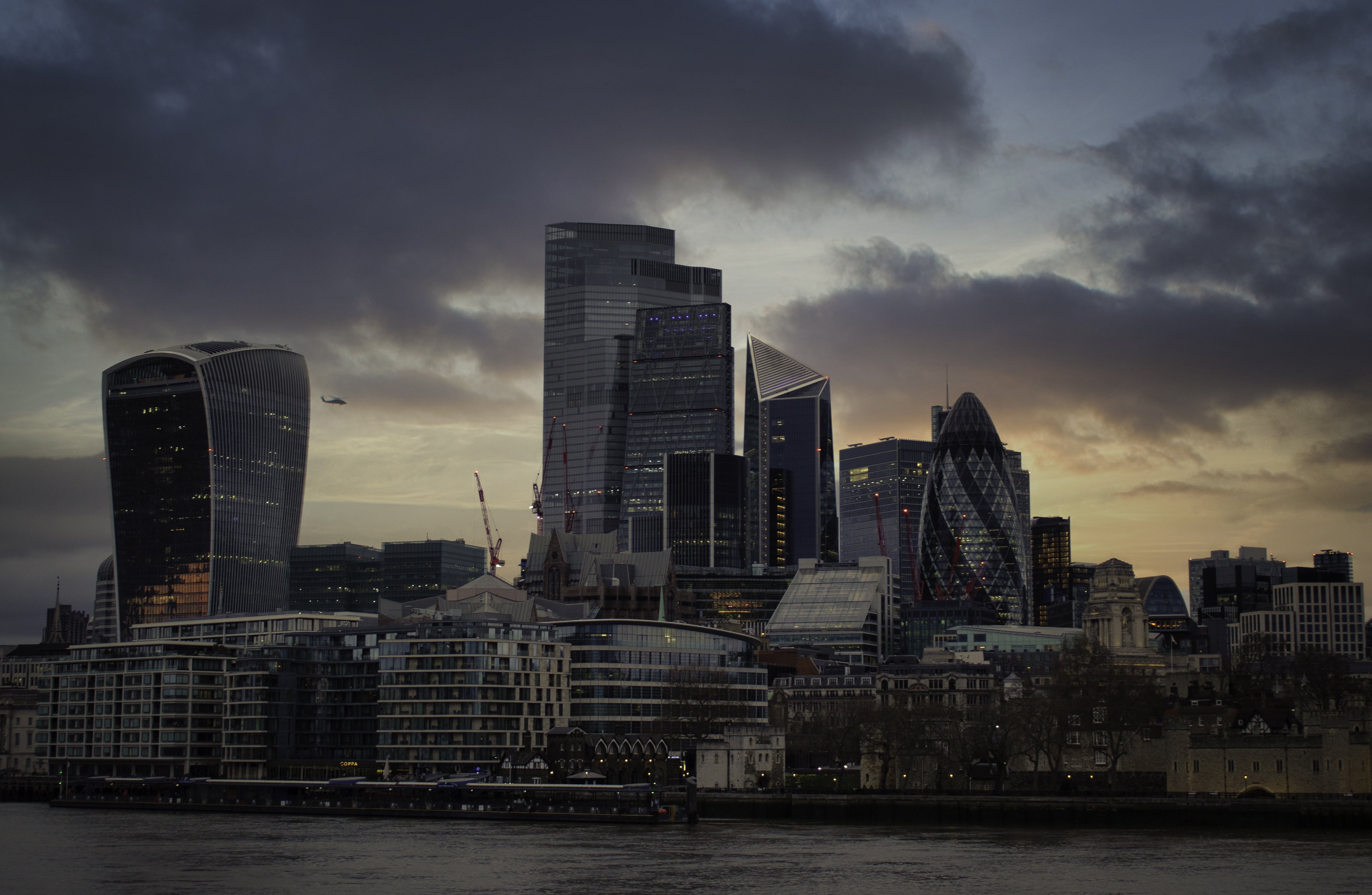 London Skyline at a Cloudy Sunset: A Stunning Cityscape View