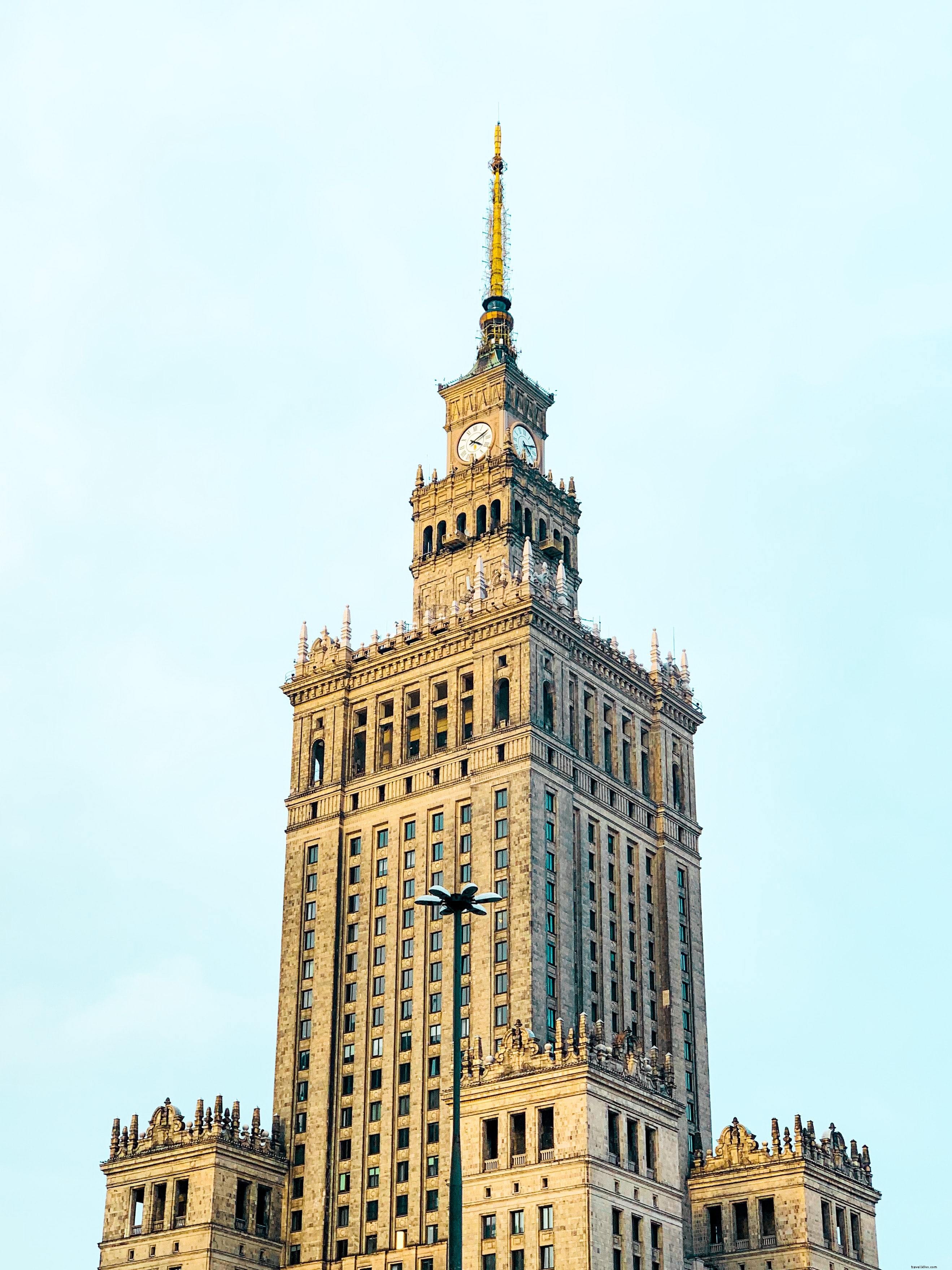 Palace of Culture and Science: Warsaw s Iconic Skyscraper