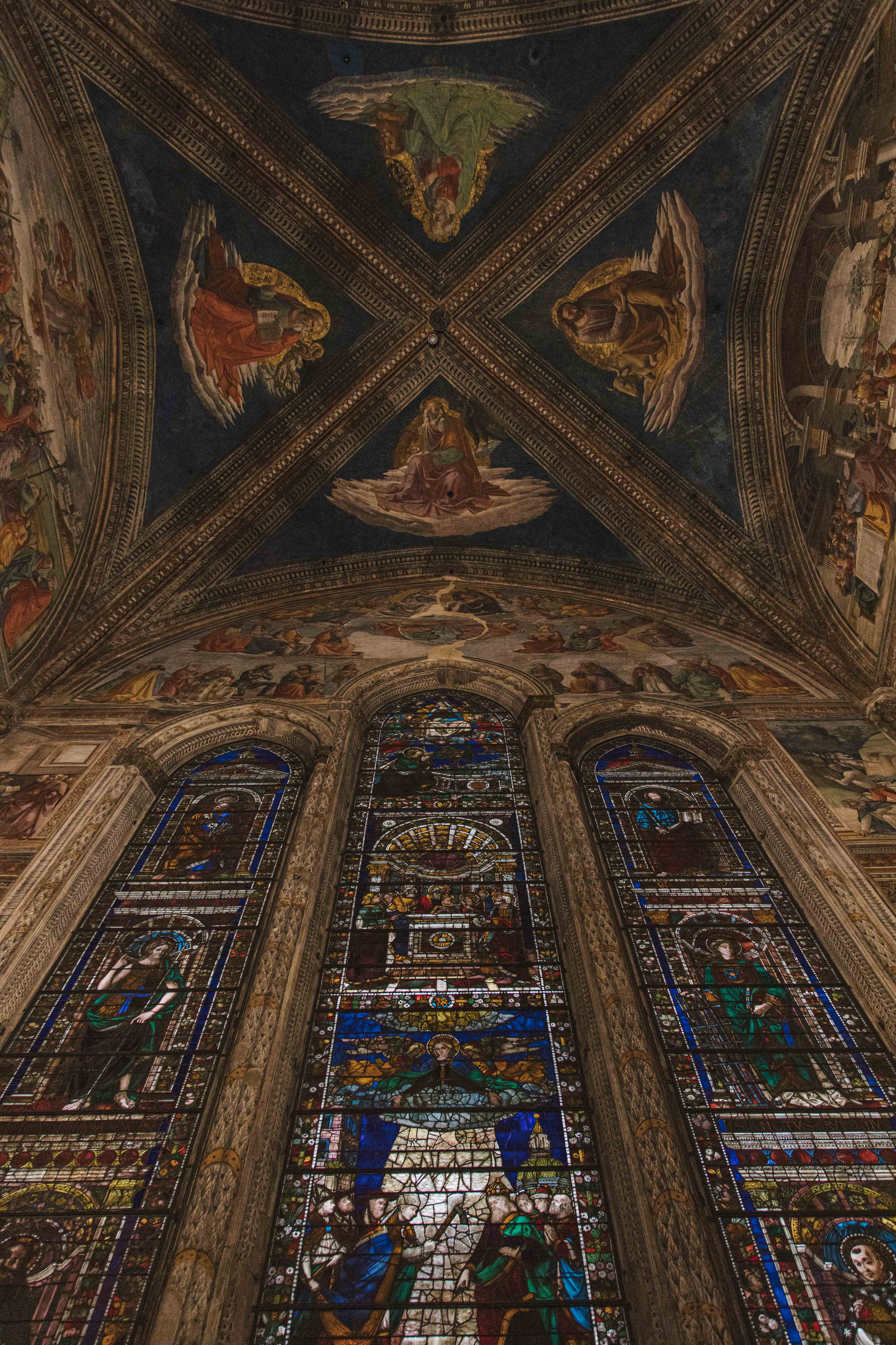 Stunning Vaulted Ceiling of an Ornately Decorated Chapel – Architectural Photography