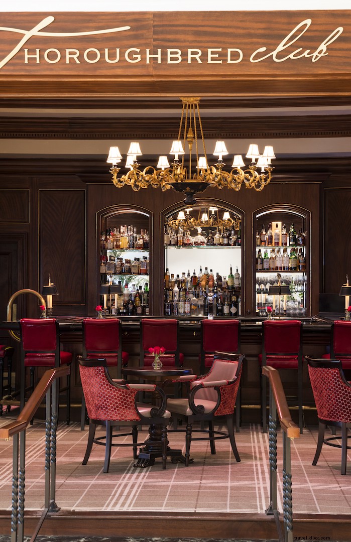 Charleston’s 11 Premier Hotel Bars You Must Visit