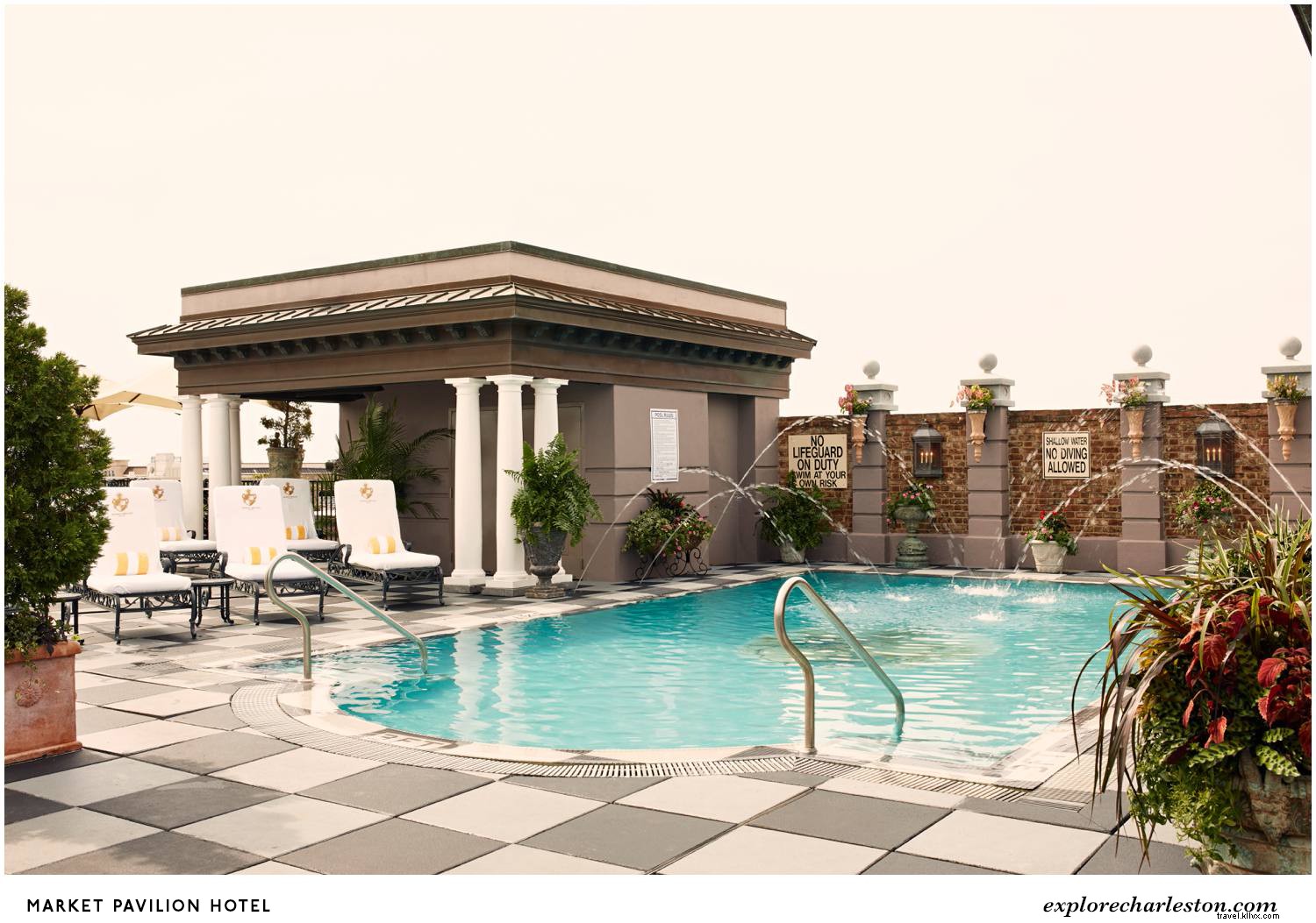 Charleston’s 12 Best Pools: Rooftop Views, Oceanfront Bliss & Family Fun