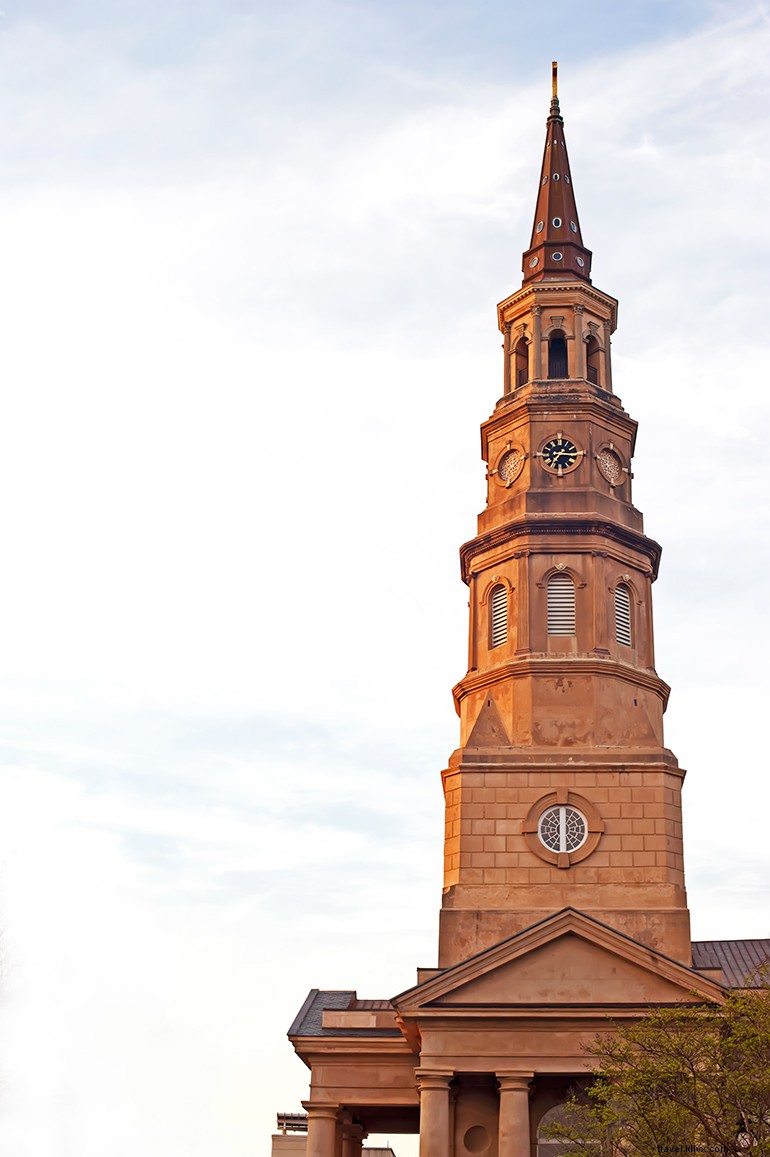 Charleston’s Enchanting Evenings: Sunset Views & Cultural Highlights