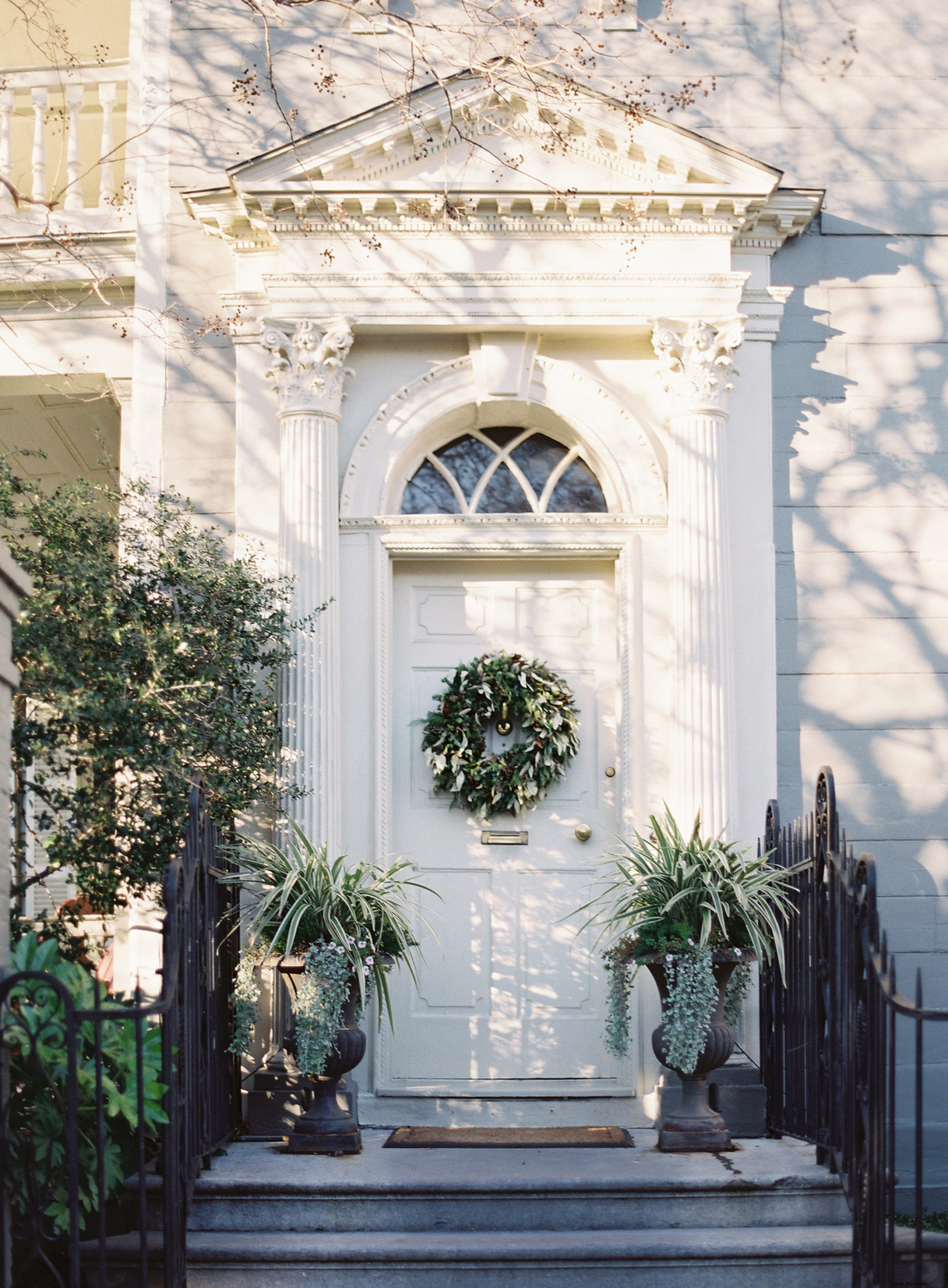 10 Stunning Charleston Christmas Scenes to Inspire Your Holiday Escape