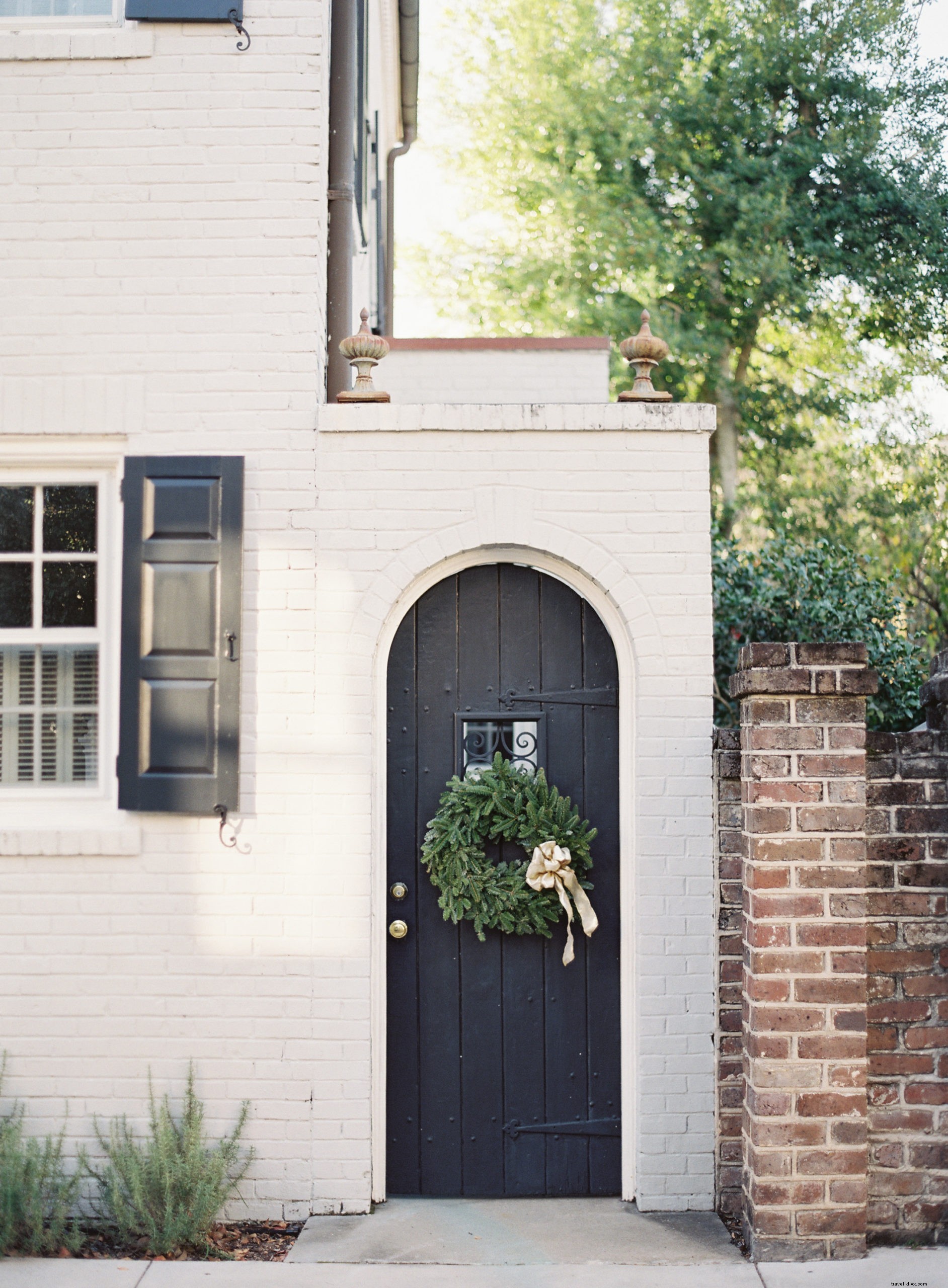 10 Stunning Charleston Christmas Scenes to Inspire Your Holiday Escape