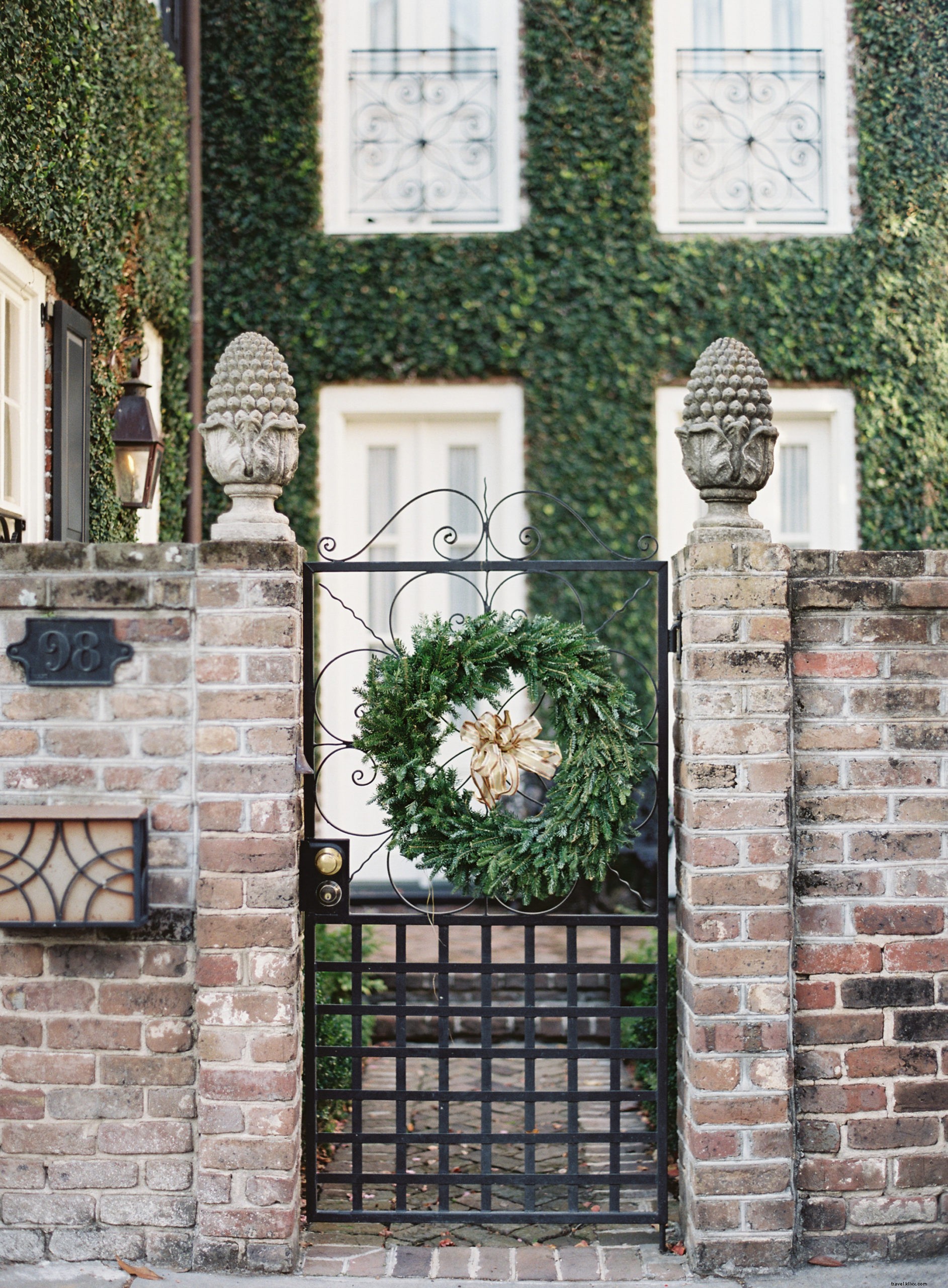 10 Stunning Charleston Christmas Scenes to Inspire Your Holiday Escape
