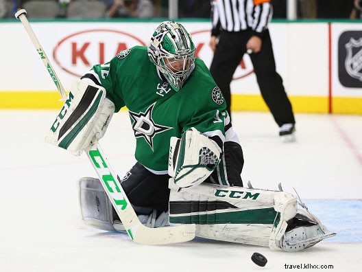 Dallas Thanksgiving Guide: Top Tours, Sports, Lights, and Dining