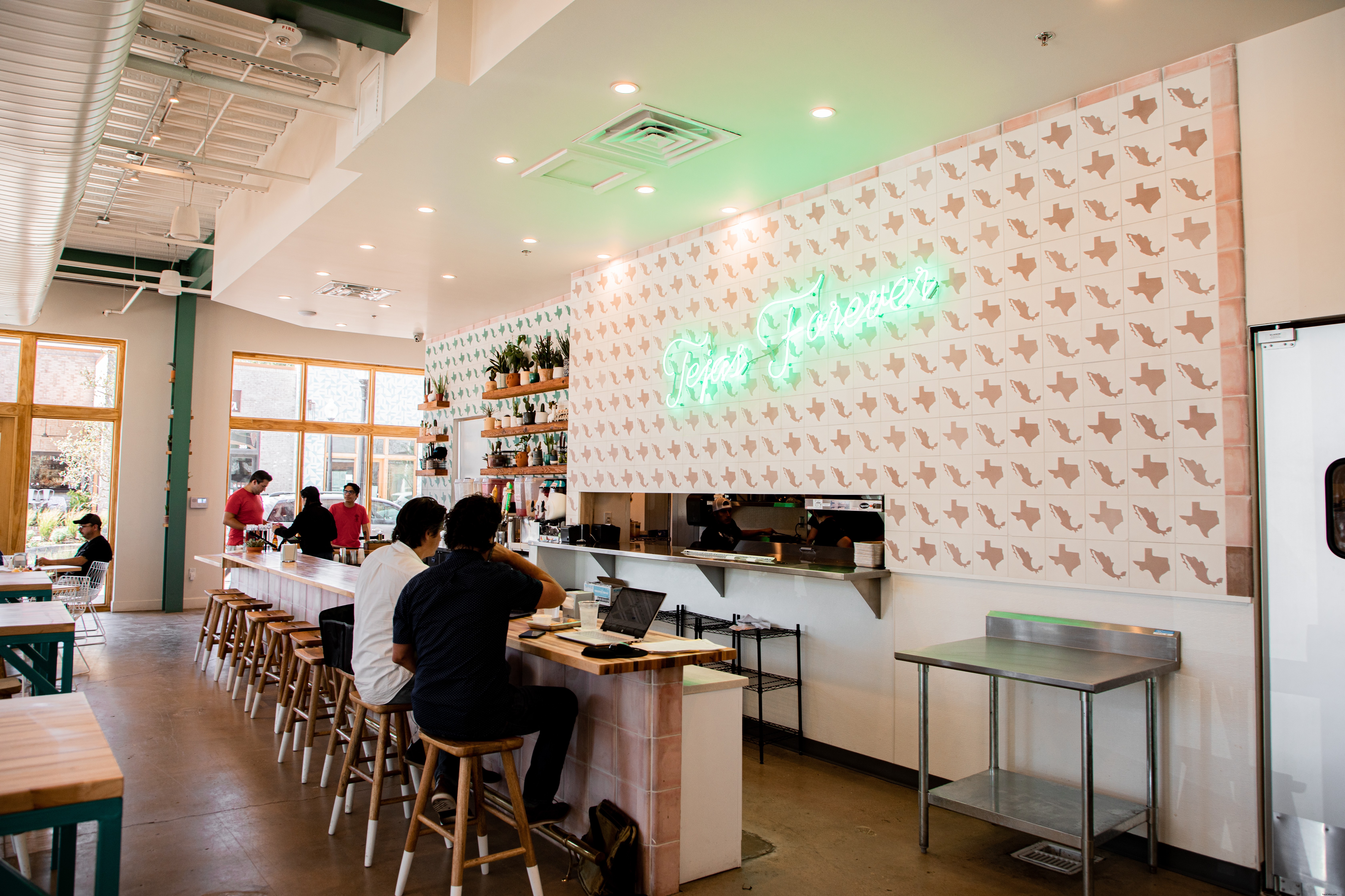 13 Must‑Try Fall Restaurants & Fresh Flavors in Dallas