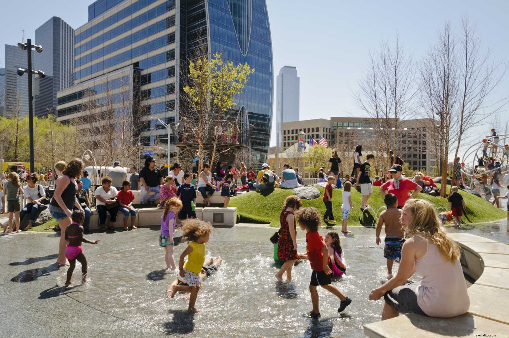 10 Must‑Do Activities at Dallas’s Klyde Warren Park