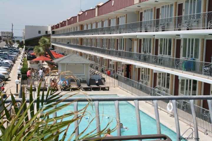 Desert Sand Resort – Luxury Beachside Accommodation