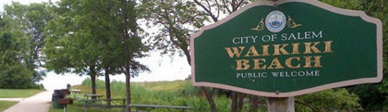 Waikiki Beach: Winter Island s Premier Family-Friendly Destination