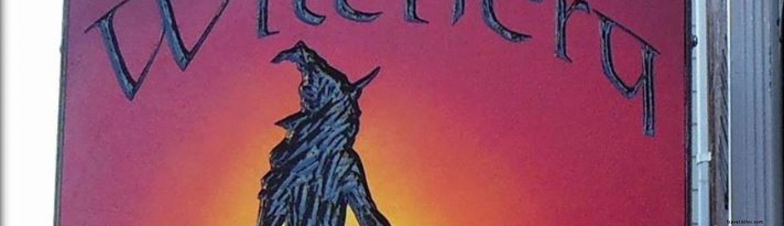 The Witchery: Broom‑Making Workshops, DIY Witchy Crafts & Tarot Readings