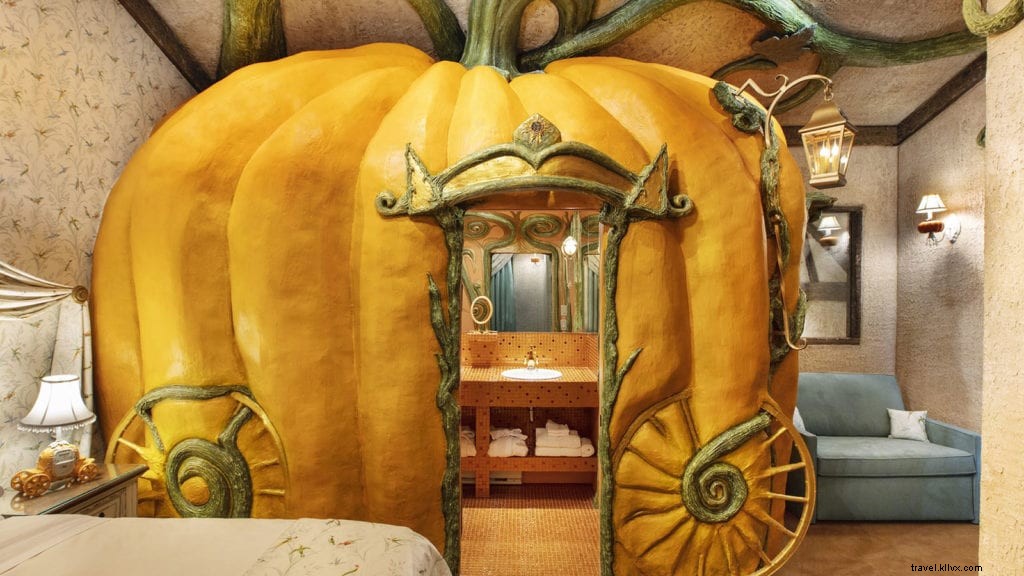 18 Kid‑Friendly Hotel Suites That Turn Every Stay Into a Family Adventure