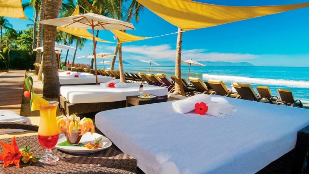 Top 12 All-Inclusive Resorts Ideal for Large Families