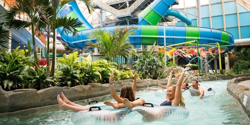 Top 14 Indoor Water Park Resorts in the U.S. – Family‑Friendly Getaways