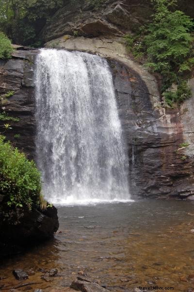 Top 6 Drive‑By Waterfalls in Asheville’s Blue Ridge Mountains