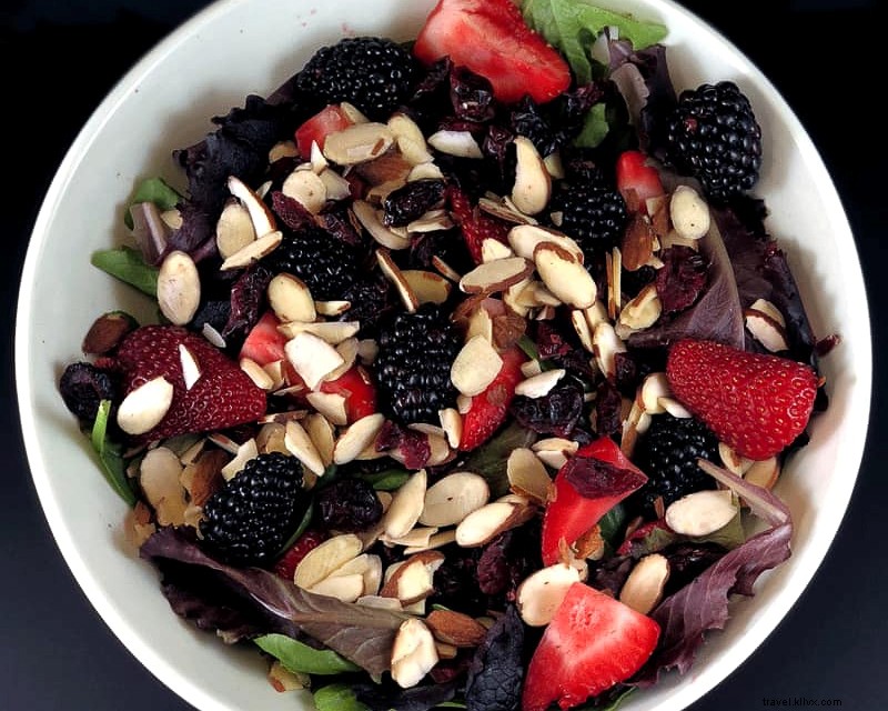 Experience Nebraska’s Eco‑Friendly Lifestyle: Sustainable Eats, Artisan Crafts, Wildlife Conservation, and Green Stays