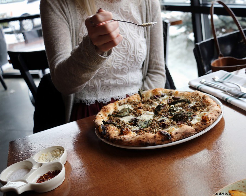 Experience Nebraska’s Eco‑Friendly Lifestyle: Sustainable Eats, Artisan Crafts, Wildlife Conservation, and Green Stays