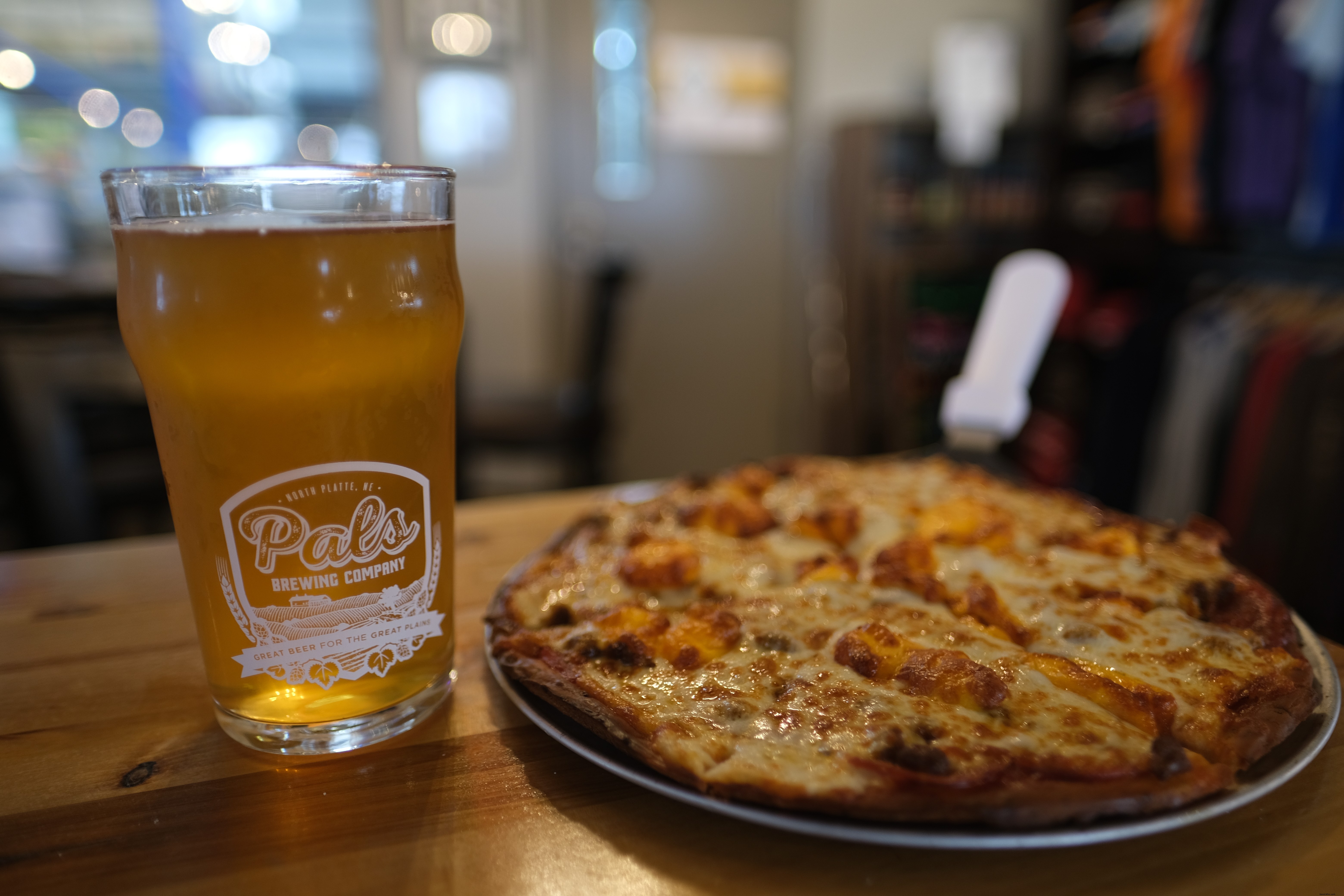 7 Premier Shopping Destinations for Beer and Wine Enthusiasts