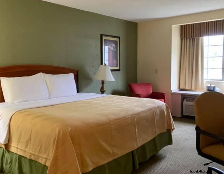 Quality Inn & Suites – Comfortable Guest Rooms & Local Attractions in Prestonsburg, KY