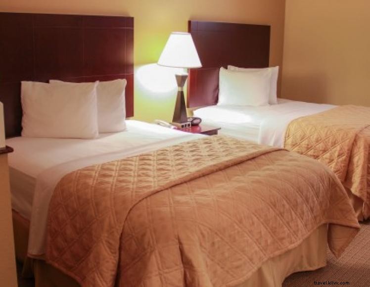 Relax Inn & Suites – Family‑Friendly Getaway in Kuttawa, KY