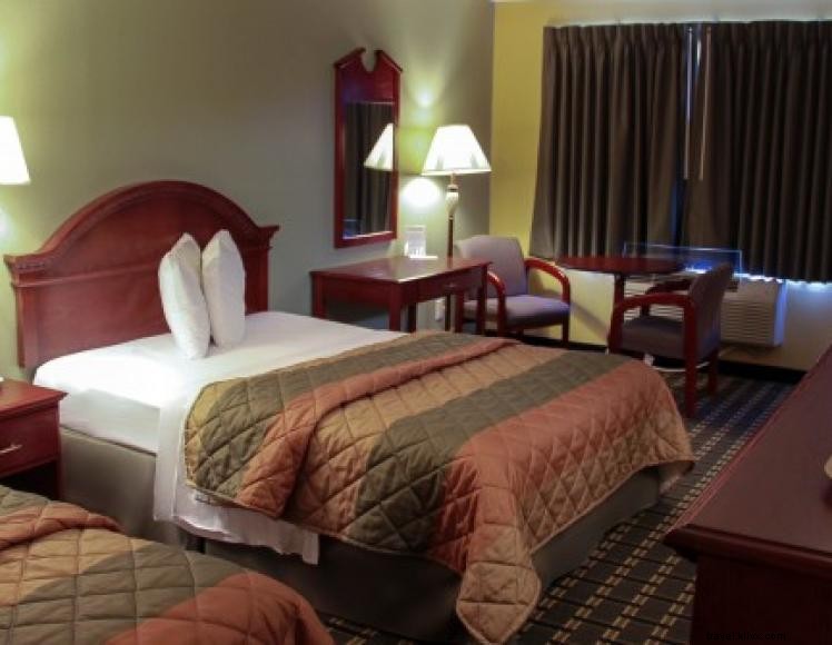 Relax Inn & Suites – Family‑Friendly Getaway in Kuttawa, KY