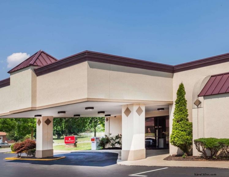 Ramada by Wyndham Owensboro – Modern Comfort, Free Breakfast & Indoor Pool