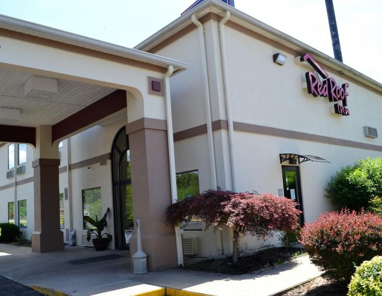 Red Roof Inn – Carrollton, KY – Comfortable, Pet‑Friendly Stay Near I‑71