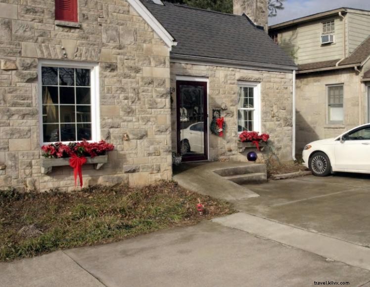 Ron & Orline s Place – Charming Bardstown Getaway