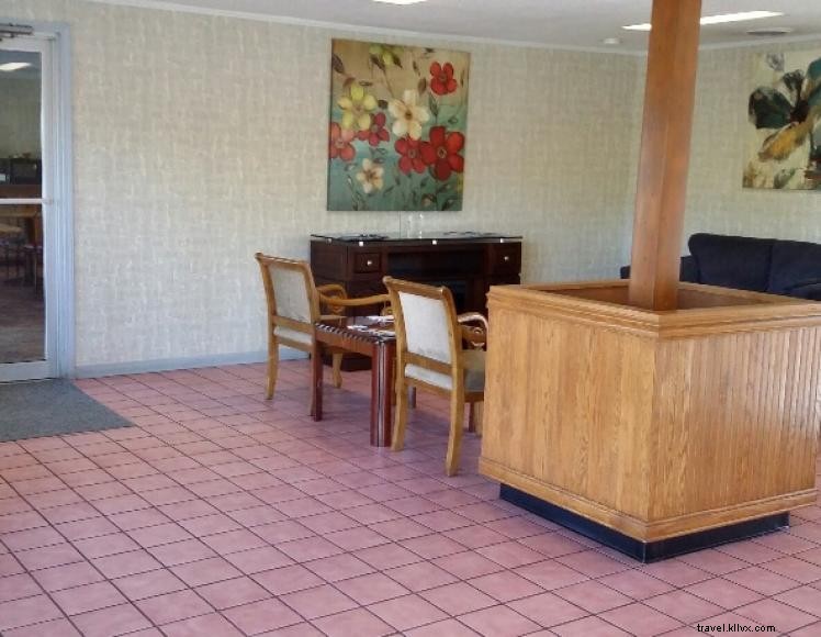 Red Carpet Inn – Modern Pet‑Friendly Hotel in Louisville