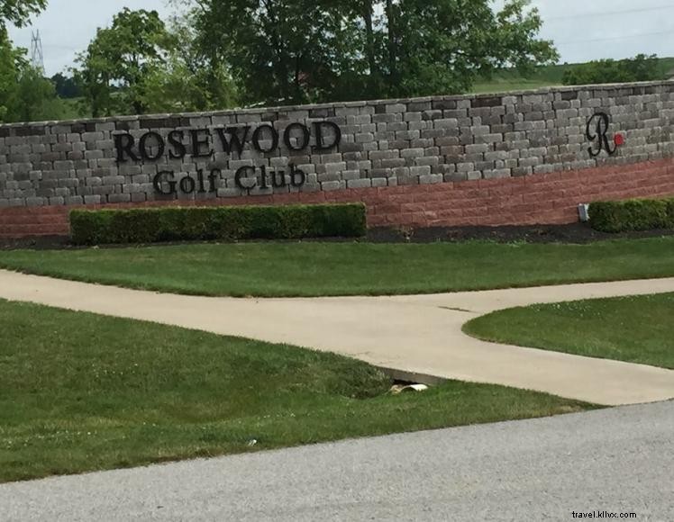 Rosewood Golf Course & Cabins – Premium Golf & Rustic Retreat
