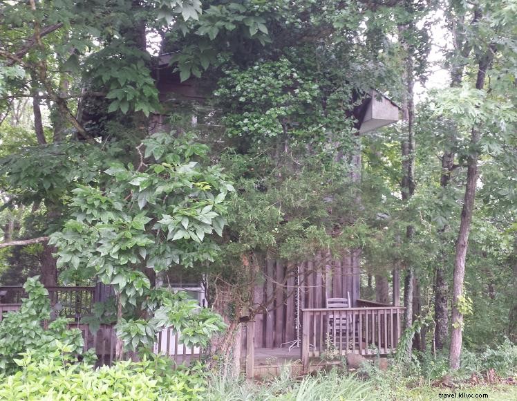 Rockin  C Cabin – Rustic Retreat with Modern Comforts