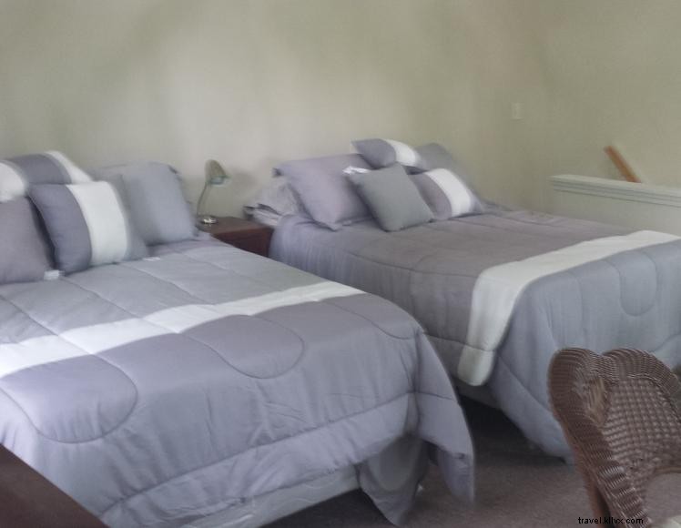 Rockin  C Cabin – Rustic Retreat with Modern Comforts