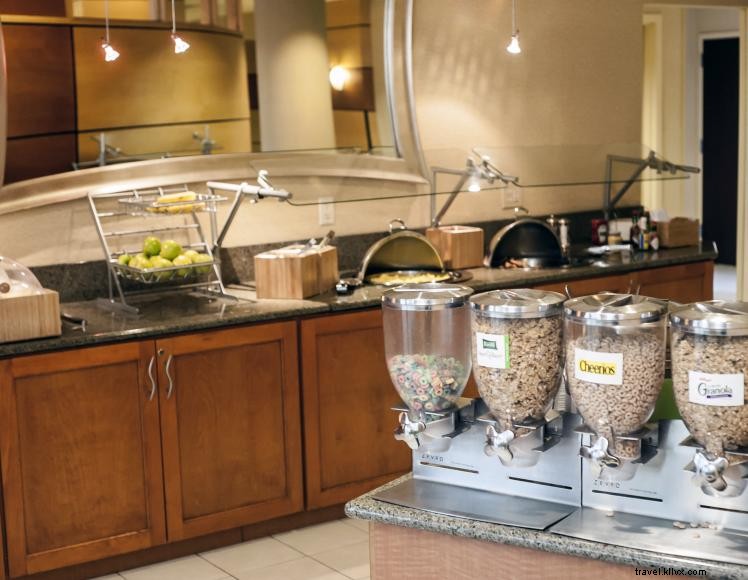 SpringHill Suites Louisville Airport – Convenient, Spacious Hotel for Business & Leisure