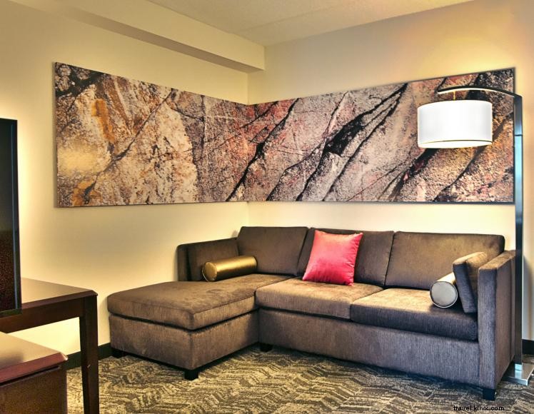 SpringHill Suites Louisville Airport – Convenient, Spacious Hotel for Business & Leisure