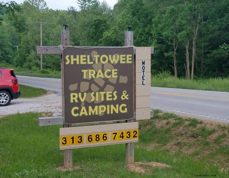 Sheltowee Trace Rentals – Cozy Cabin & RV Site in McKee, KY