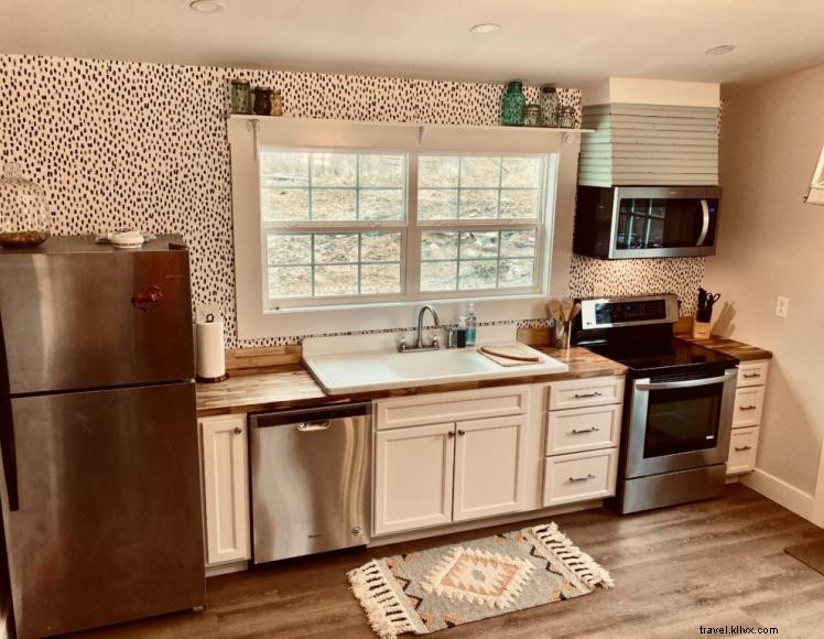 Sea Glass Farm – Rustic 1900s Kentucky Retreat on the Bourbon Trail