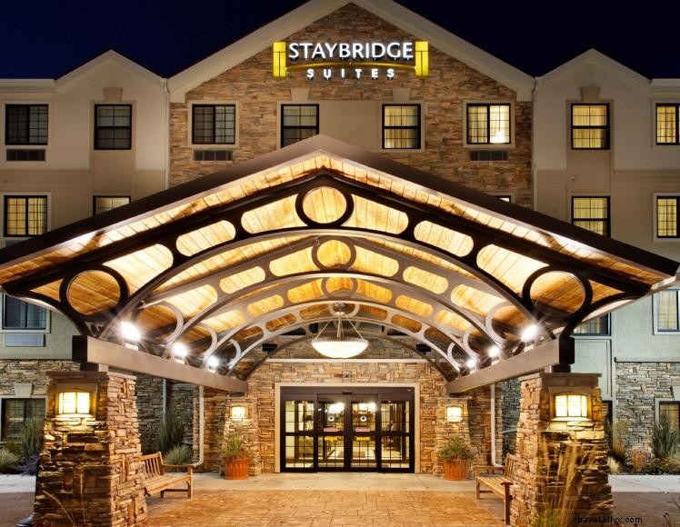 Staybridge Suites Lexington – Warm, Well‑Lit Suites in a Prime Location
