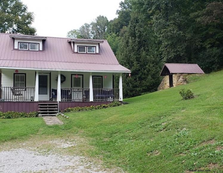 Shady Lane Cottage: Newly Renovated 2‑Bedroom Retreat in McKee, KY