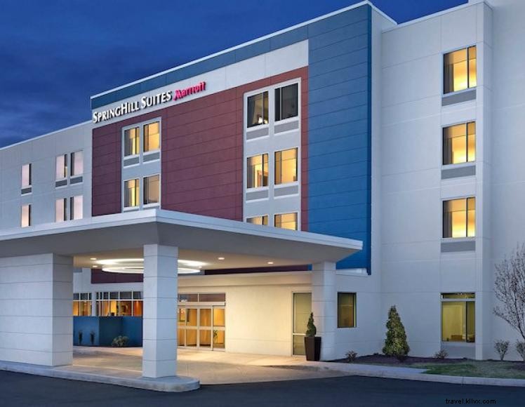 SpringHill Suites Elizabethtown – Modern Suites, Free Wi‑Fi & 24/7 Market Near Louisville