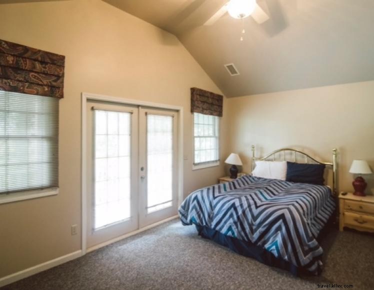 Safe Harbor Jamestown Resort & Marina – Premier Lake Cumberland Retreat