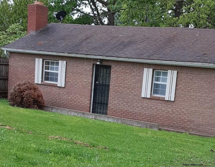 Shannon s Lakeside Cozy Cottage – 2‑Bedroom Lake Cumberland Retreat