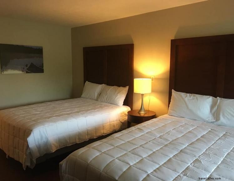 Shady Cliff Resort – Family‑Owned Lakefront Getaway in Lewisburg, KY