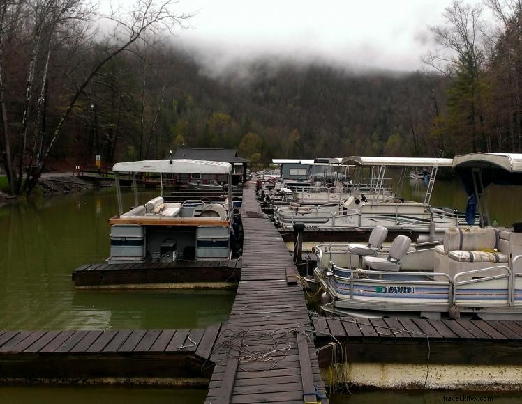 Stone Mountain Boat Dock – 219‑Acre Lake, 24/7 Access, and 2,000‑Acre Mountain Recreation