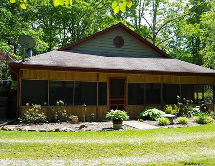 Retreat at Paw Paws Landing – Private Adults‑Only Cabin on 6 Acres Near Natural Bridge State Park