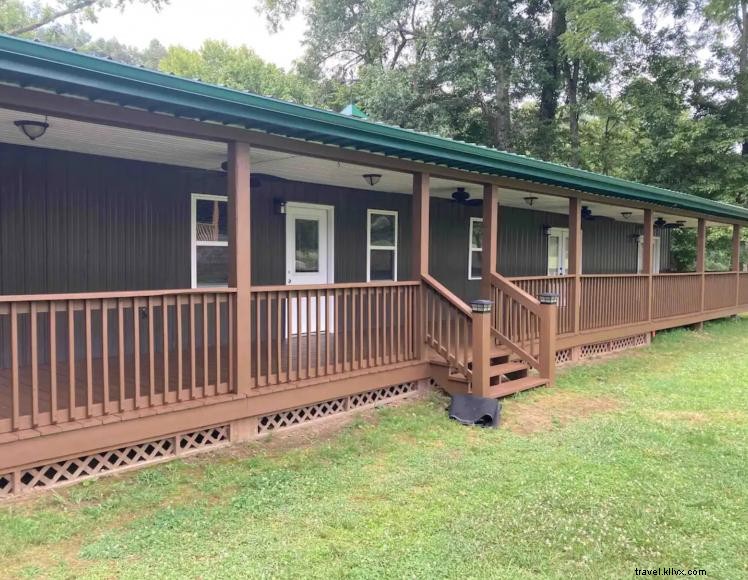 Trout Haus: Private Cumberland River Cabin with Boat Ramp & Lake Access