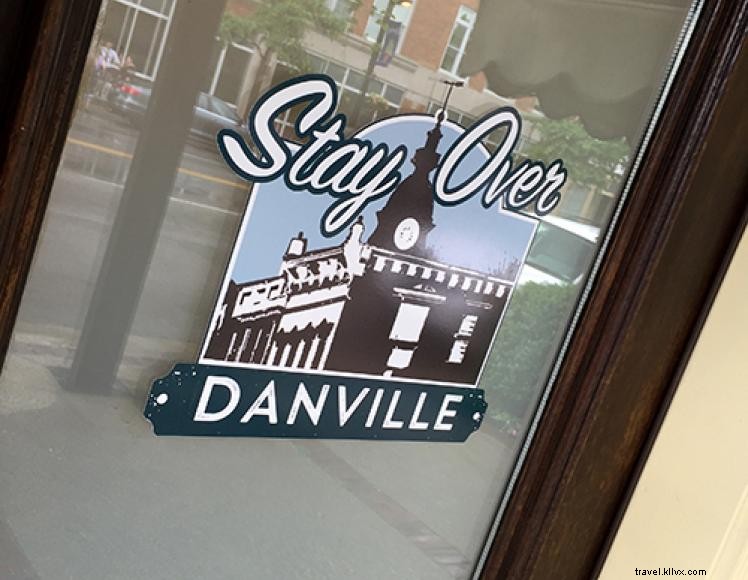The Danville Loft – A Modern Stay in the Heart of Danville