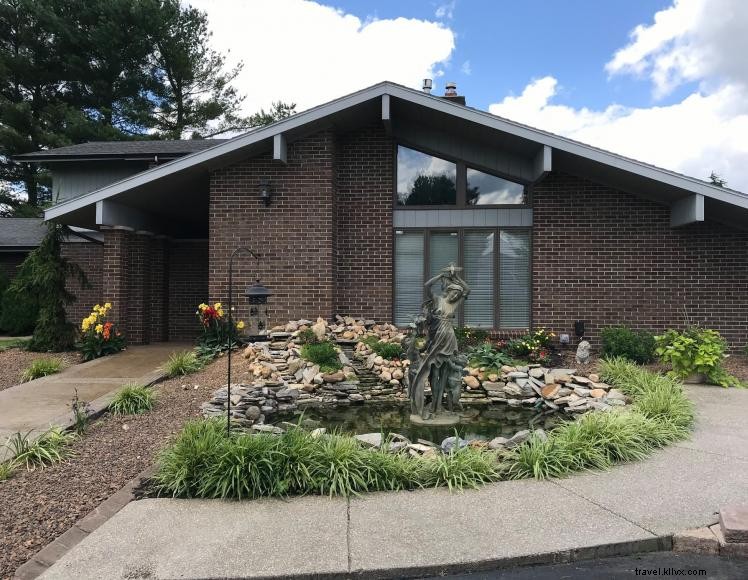 The Cornelia Suite – Luxury Retreat at Swan s Landing