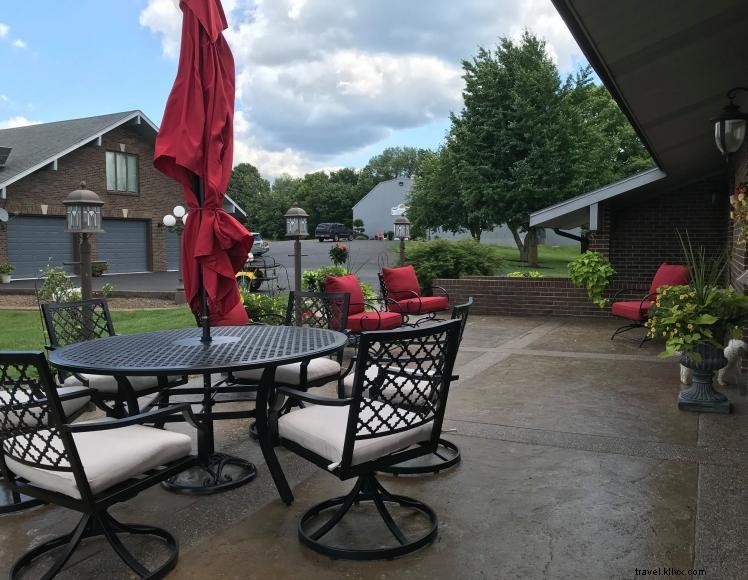 The Cornelia Suite – Luxury Retreat at Swan s Landing