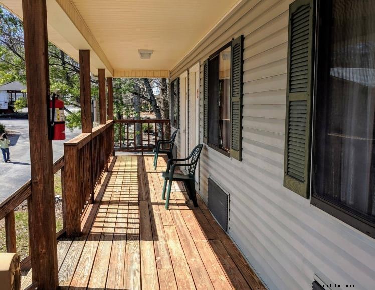 Timber Pointe Resort Park – Premium Lakeside Getaway in Jamestown, KY