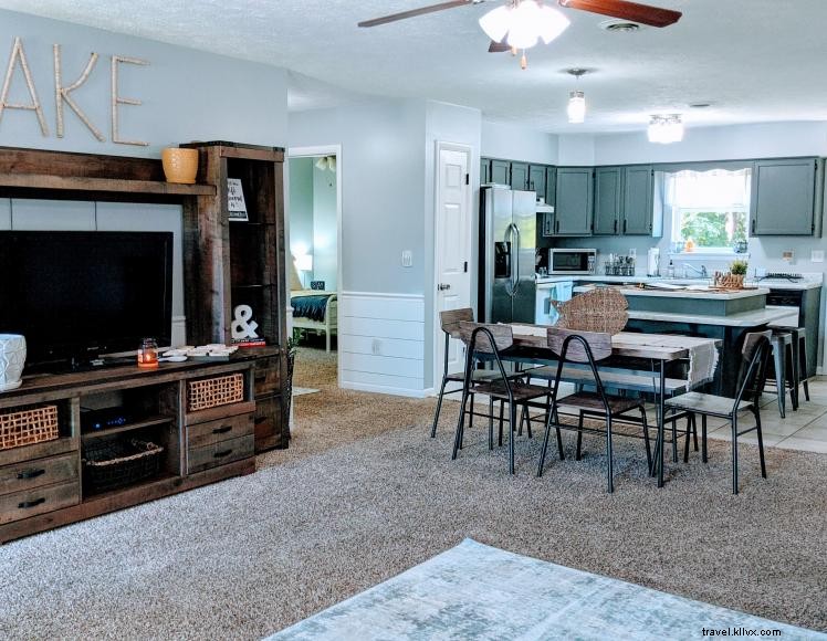 Lake Cumberland Landing – 5‑Bedroom Retreat for 9 Guests in Russell Springs